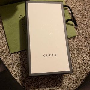 Gucci woman’s slides box